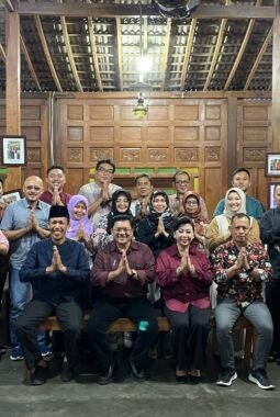 Perkuat Sinergi Pemerintahan, Wali Kota Salatiga Gelar Buka Puasa Bersama Camat dan Lurah